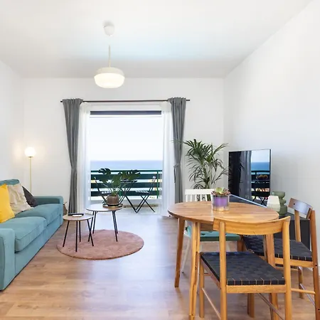 Home2book Bright Sea Views & Pool Apartment