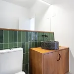 아파트 Home2book Bright Sea Views & Pool 바하마르