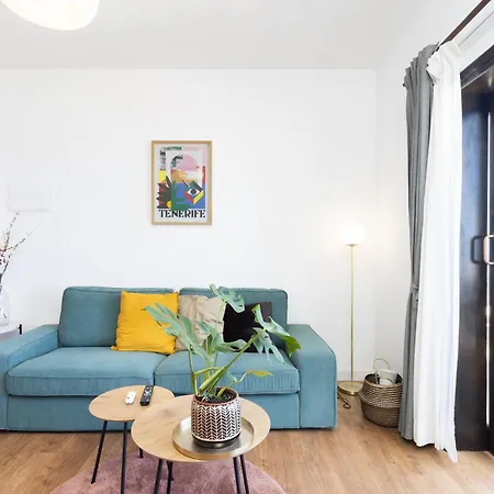 Home2book Bright Sea Views & Pool Apartmán *